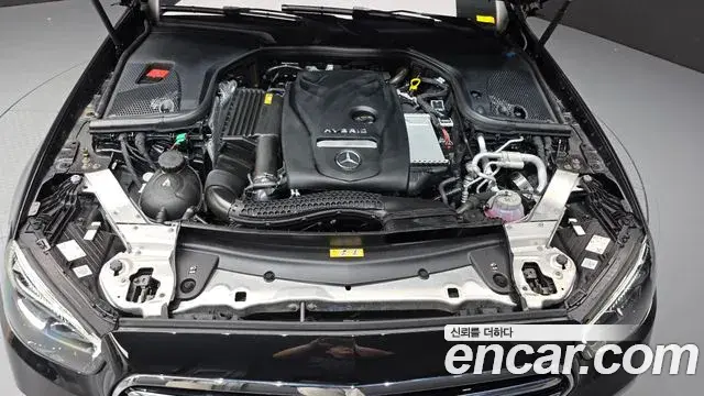 Mercedes-Benz E-Class 2021 — Şəkil 6/20