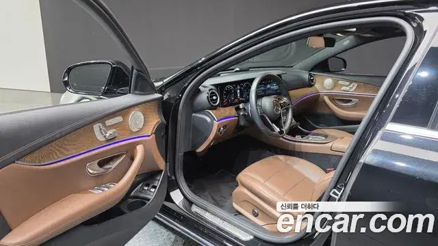 Mercedes-Benz E-Class 2021 — Şəkil 10/20