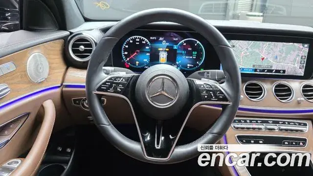 Mercedes-Benz E-Class 2021 — Şəkil 12/20