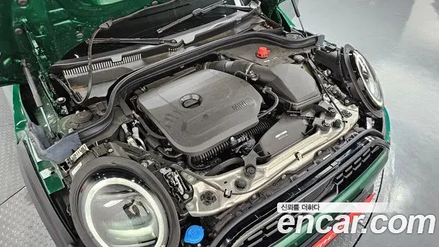 Mini Cooper C 2025 — Photo 6/20