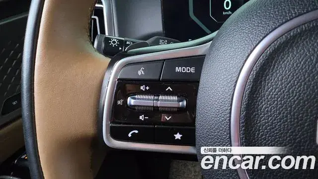 Kia Sorento 2024 — Photo 18/20
