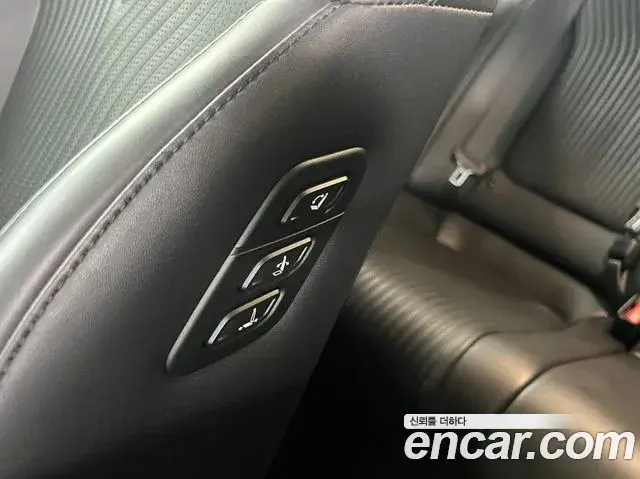 Hyundai Grandeur 2022 — Фото 14/15