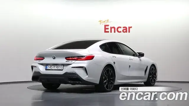 BMW 8 Series, 2025
