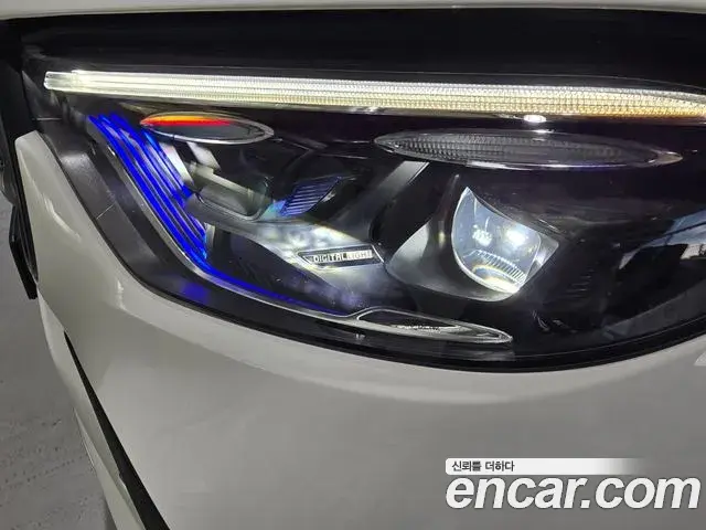 Mercedes-Benz GLC-Class 2025 — Фото 18/19