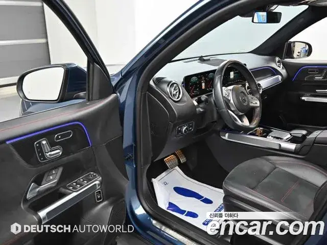 Mercedes-Benz GLB-Class 2020 — Фото 11/20