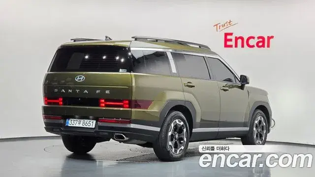 Hyundai Santa Fe 2024 — Photo 2/20