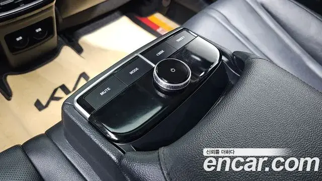 Kia K8 2021 — Photo 15/31