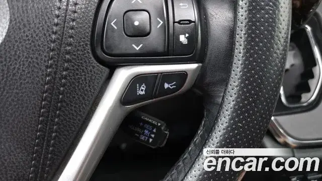 Toyota Sienna 2018 — Photo 20/32