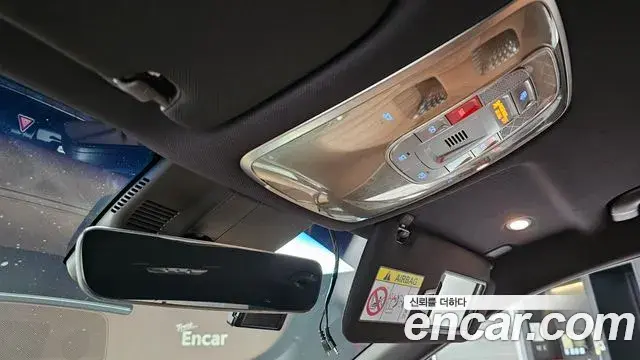 Genesis Electrified G80 2022 — Фото 19/20
