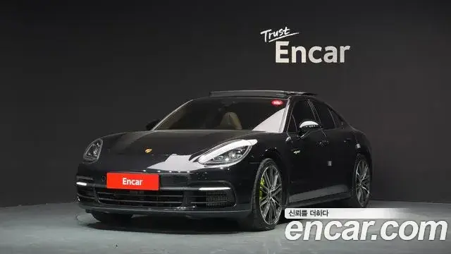 Porsche Panamera, 2018