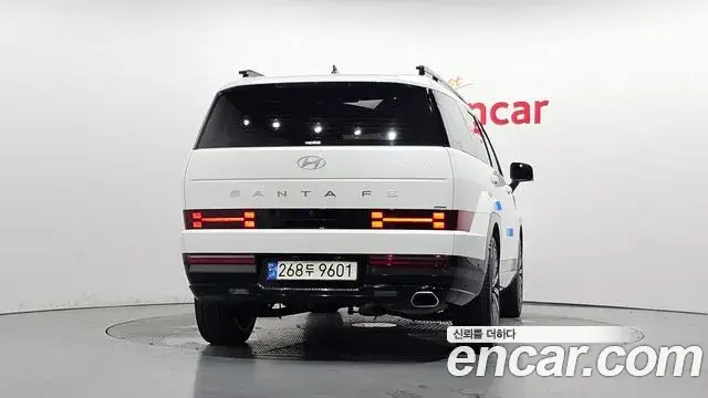 Hyundai Santa Fe 2024 — Photo 4/20