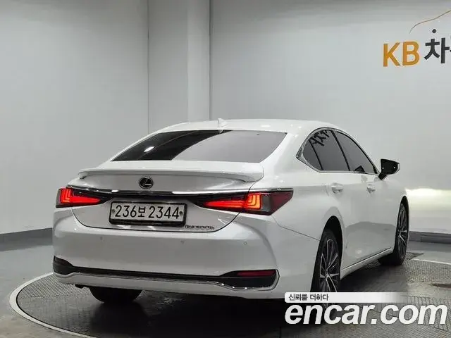 Lexus ES300h 2022 — Şəkil 3/19