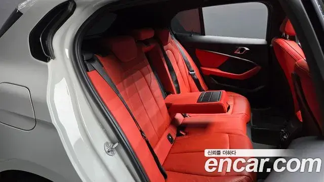 BMW 1 Series 2021 — Photo 10/20