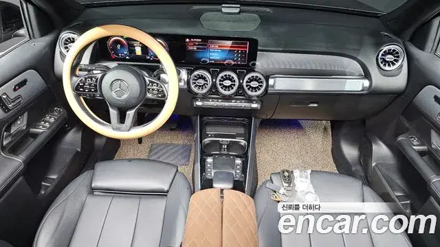 Mercedes-Benz GLB-Class 2021 — Şəkil 7/20