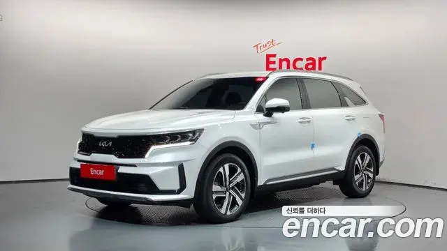 Kia Sorento 2023 — Фото 1/20