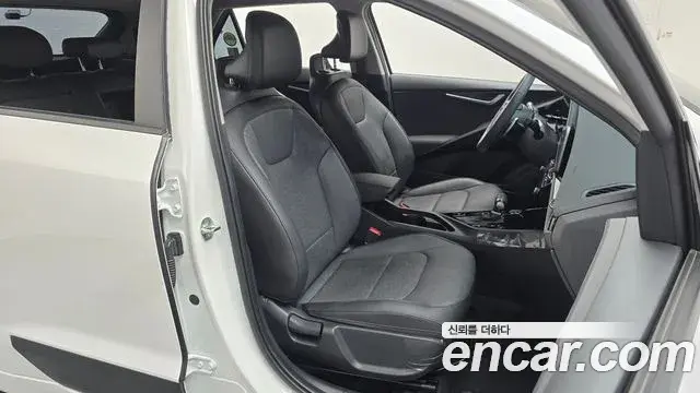 Kia Niro 2022 — Şəkil 12/33