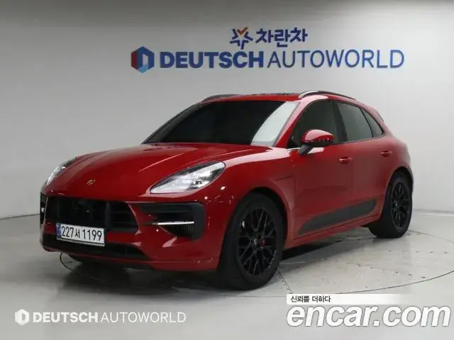 Porsche Macan, 2021