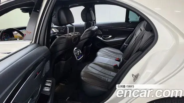 Mercedes-Benz S-Class 2019 — Фото 11/20