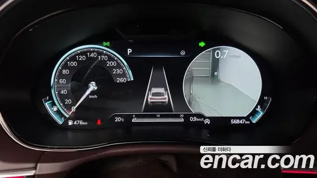 Genesis GV70 2021 — Photo 8/20