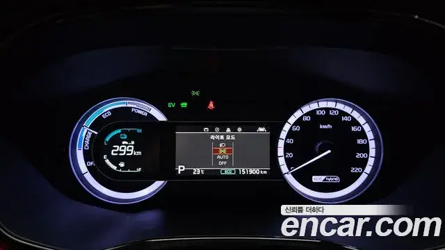 Kia Niro 2019 — Фото 8/20