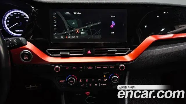Kia Niro 2019 — Фото 13/20