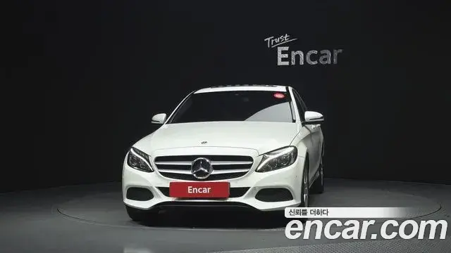 Mercedes-Benz C-Class 2018 — ფოტო 3/20