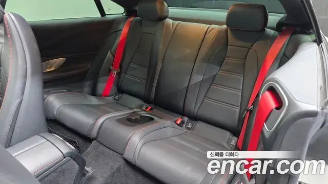 Mercedes-Benz E-Class 2020 — Фото 11/20