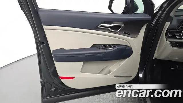 Kia Sportage 2022 — Şəkil 27/30
