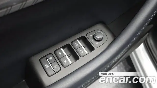 Renault Samsung Grand Koleos 2024 — Photo 28/35