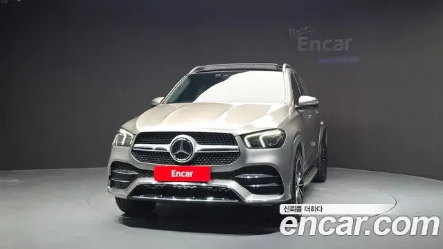 Mercedes-Benz GLE-Class 2023 — ფოტო 2/20