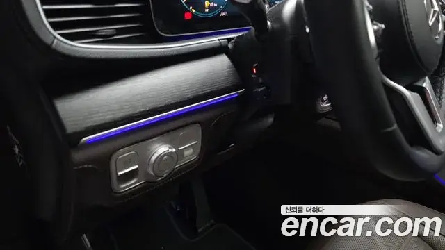 Mercedes-Benz GLE-Class 2023 — ფოტო 20/20