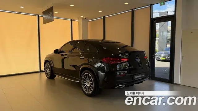 Mercedes-Benz GLE-Class 2026 — Фото 1/17