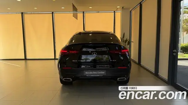 Mercedes-Benz GLE-Class 2026 — Фото 3/17