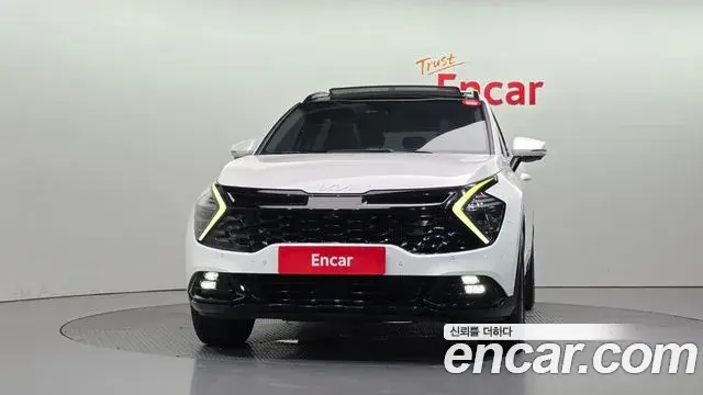 Kia Sportage 2021 — Фото 3/20