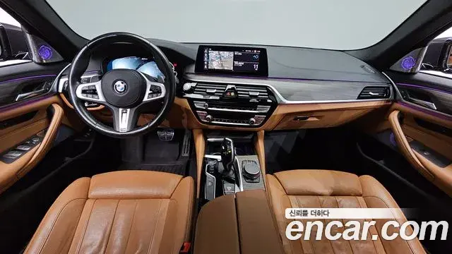 BMW 5 Series 2020 — Фото 7/20