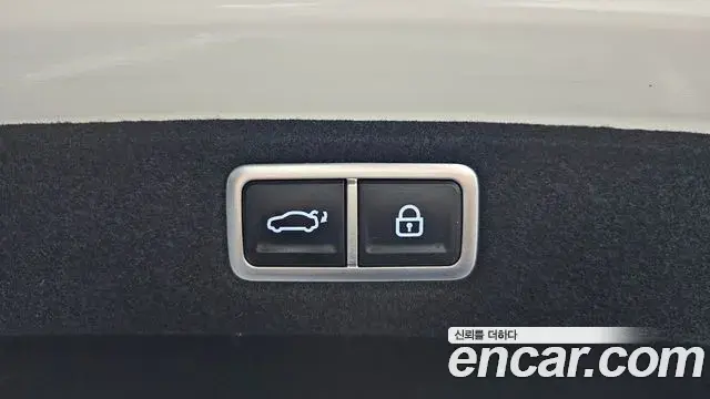 Hyundai Grandeur 2023 — Фото 20/20