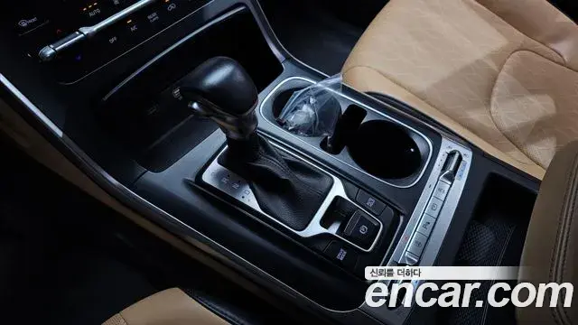 Kia Carnival 2023 — Фото 9/20