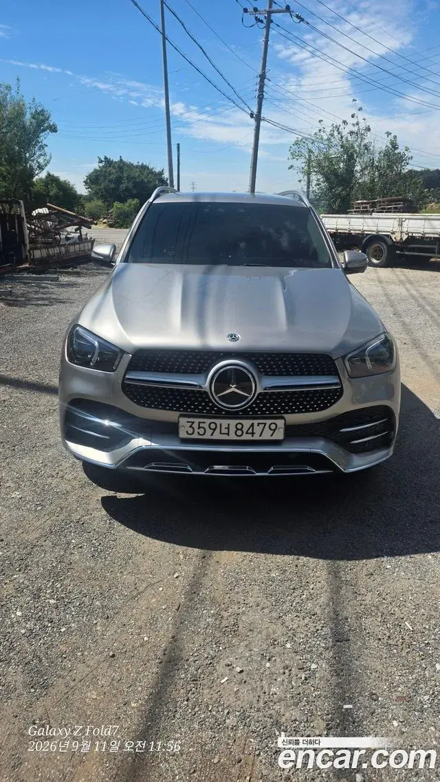 Mercedes-Benz GLE-Class 2019 — Photo 3/11