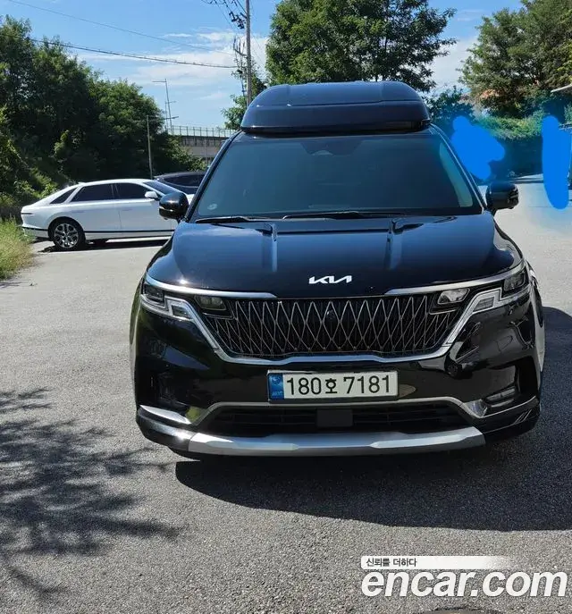 Kia Carnival 2022 — Photo 2/6