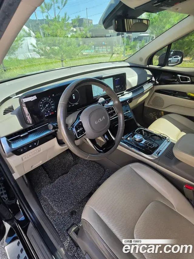 Kia Carnival 2022 — Photo 5/6