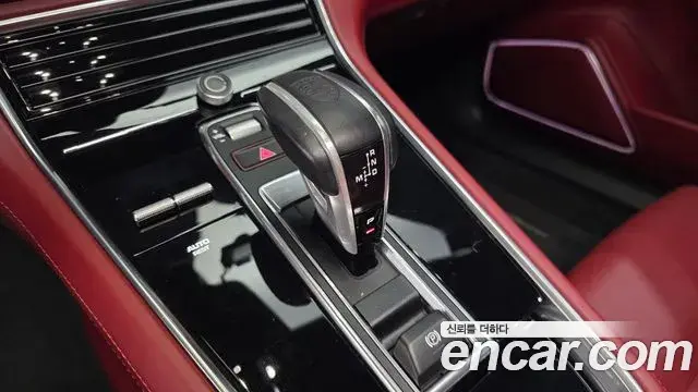 Porsche Panamera 2021 — Photo 9/20