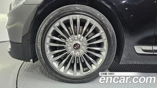 Kia The K9 2021 — Photo 5/20