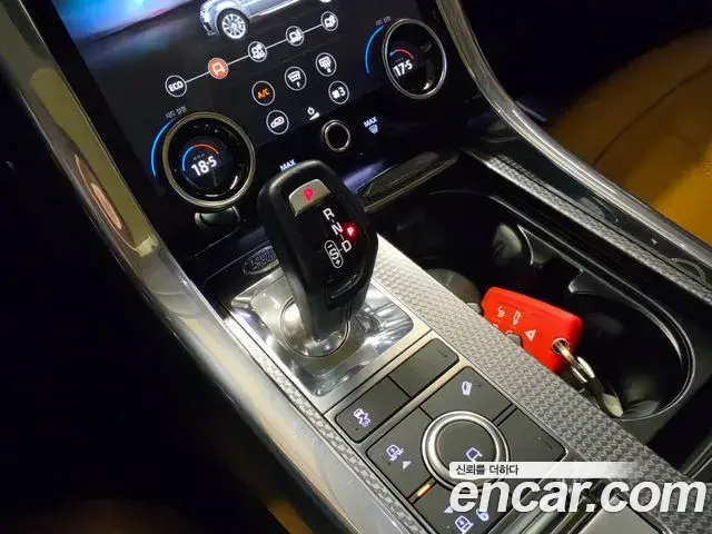 Land Rover Range Rover Sport 2018 — Photo 8/20