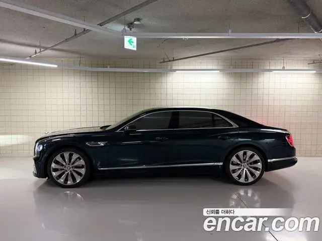 Bentley Flying Spur 2022 — Фото 5/19