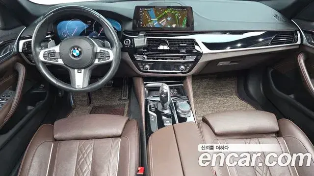 BMW 5 Series 2019 — Şəkil 7/20