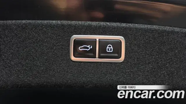 Genesis Electrified G80 2021 — Photo 18/20