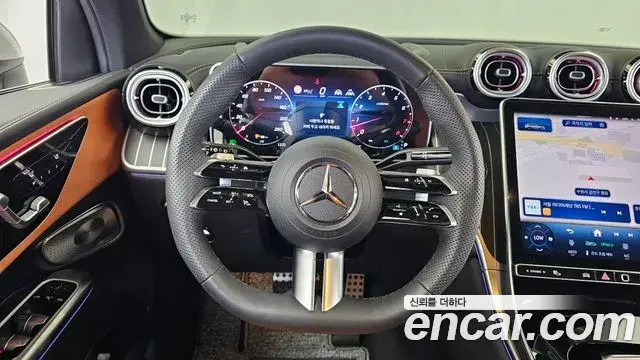 Mercedes-Benz GLC-Class 2026 — Фото 13/20