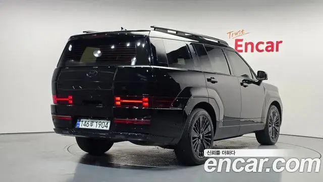Hyundai Santa Fe 2024 — Photo 2/20