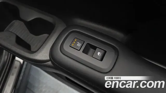 Hyundai Santa Fe 2024 — Photo 18/20