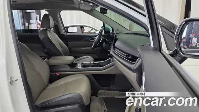 Kia Carnival 2024 — Photo 11/20